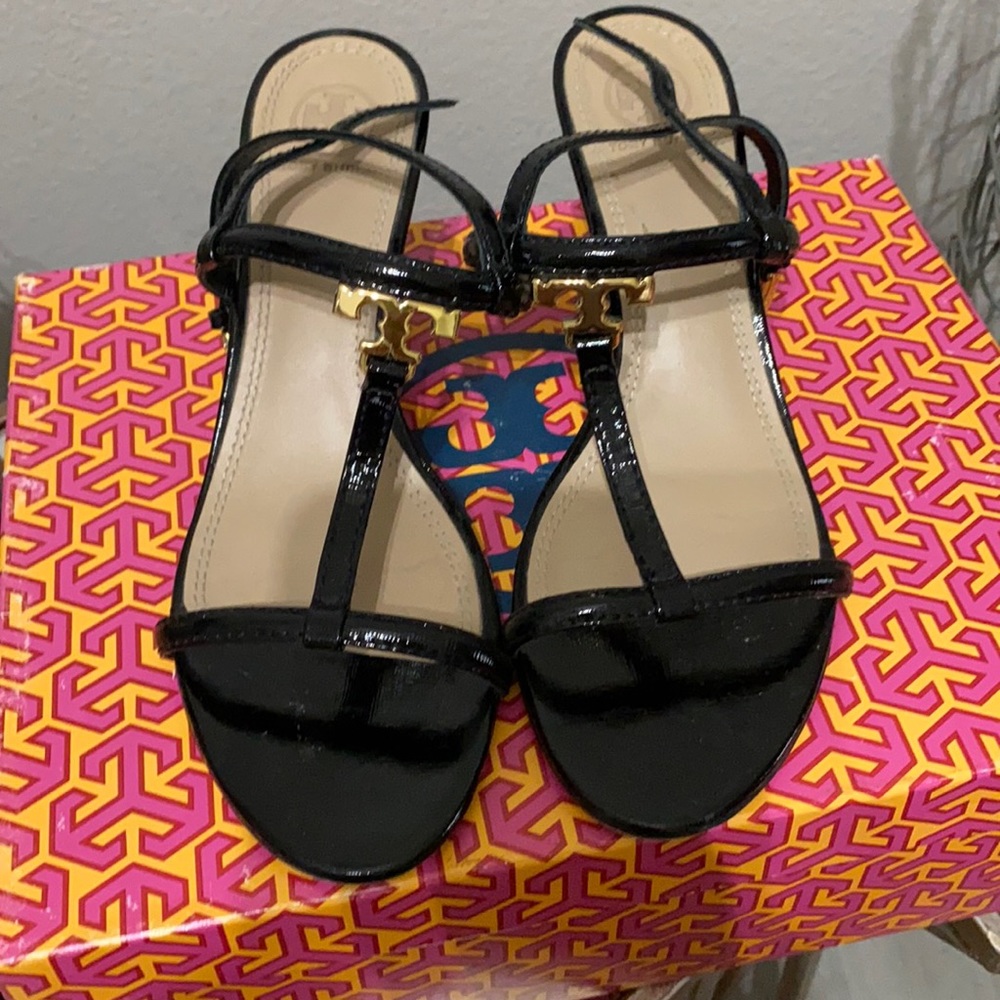 Tory Burch T Strap Logo Saffiano